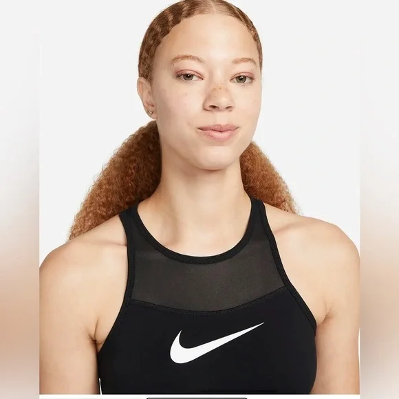 Nike Pro Dri-FIT
Women's Cropped Graphic Training Top - Picture 4 of 4